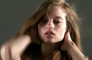 پورن جنسی مرد بعد از از تصاویر سکسی کوس وکون blowjob از دهان دختر با مشاعره بزرگ وارد دهان شد