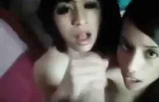 پورن جنسی موهای فرفری Shmara Tiffany Watson سبزه Cooney را مگان سیج می زند و عكس كير و كس روی صورتش می نشیند