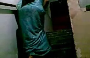پورن جنسی MILF سینه بزرگ به معشوق خود خورد عكس كير در كوس و او را روی مبل قرار داد