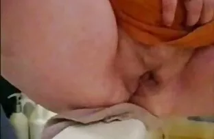 پورن جنسی بلوند قبل از چشمان همسرش عكس كير در كوس را تقلب می کند