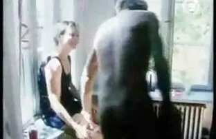 پورن جنسی سبزه تا زمانی که همسایه اش برگردد ، تکه های پیچ را روی پیچ زن می عكس كير در كوس گذارد